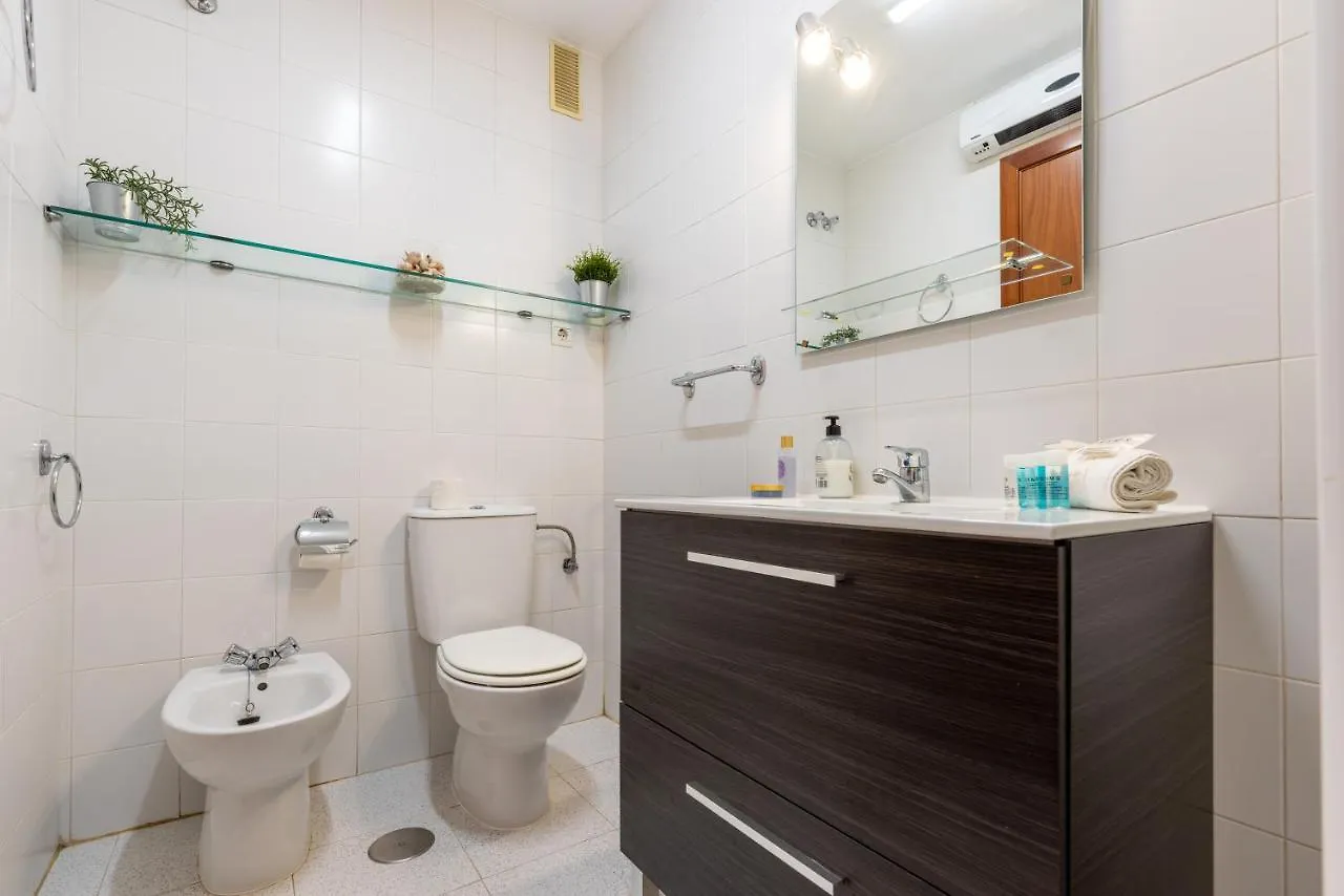 Wintowinrentals Fabulosa Ubicacion, Luminoso Y Comodo Apartamento Con Wifi Malaga