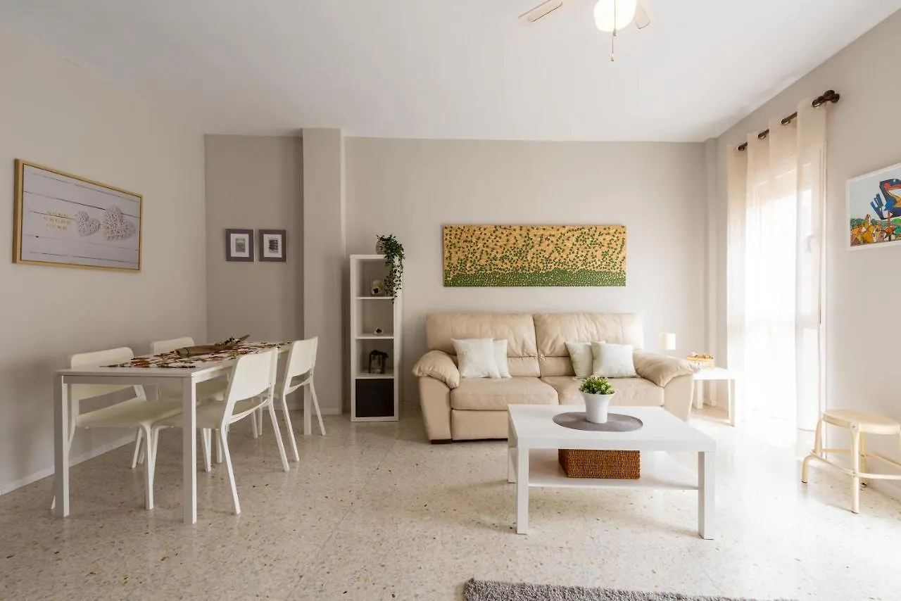 Wintowinrentals Fabulosa Ubicacion, Luminoso Y Comodo Apartamento Con Wifi Malaga Apartment