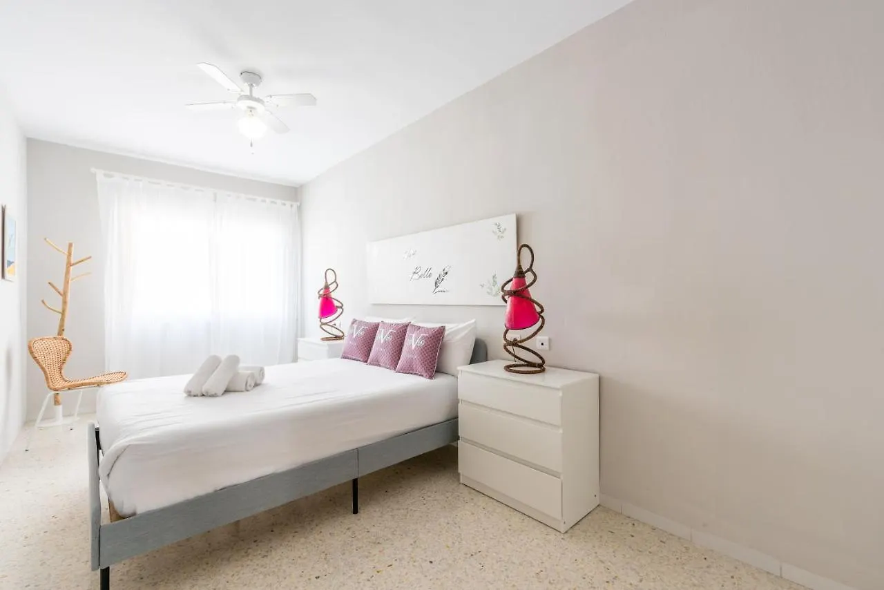 Wintowinrentals Fabulosa Ubicacion, Luminoso Y Comodo Apartamento Con Wifi Malaga 0*,  Spain