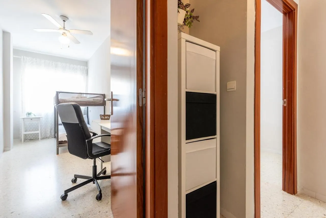 Wintowinrentals Fabulosa Ubicacion, Luminoso Y Comodo Apartamento Con Wifi Malaga 0*,  Spain