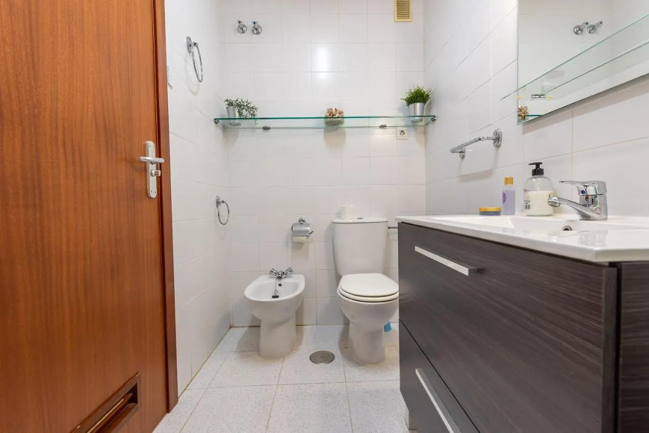 Wintowinrentals Fabulosa Ubicacion, Luminoso Y Comodo Apartamento Con Wifi Malaga 0*,