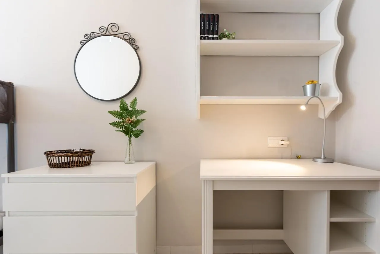 Wintowinrentals Fabulosa Ubicacion, Luminoso Y Comodo Apartamento Con Wifi Malaga Apartment